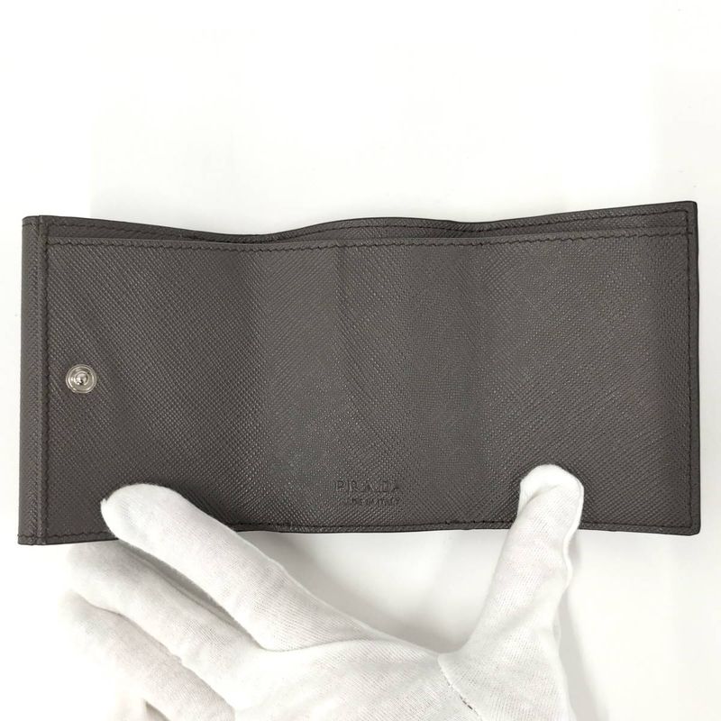 Prada Trifold Wallet Saffiano Leather Graige 2mh042