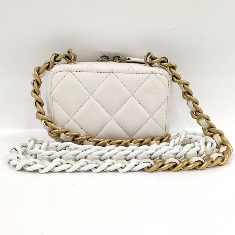 Chanel Chain Shoulder Bag Matelasse Coco Mark Coin Case Lambskin White Ap2738