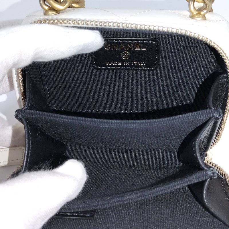 Chanel Chain Shoulder Bag Matelasse Coco Mark Coin Case Lambskin White Ap2738