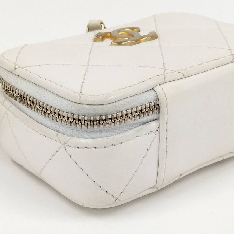 Chanel Chain Shoulder Bag Matelasse Coco Mark Coin Case Lambskin White Ap2738