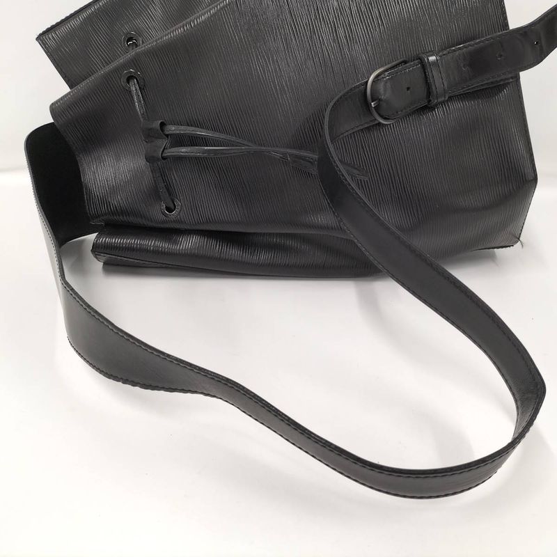 Louis Vuitton Sac a Dos Noir Black Epi M80153