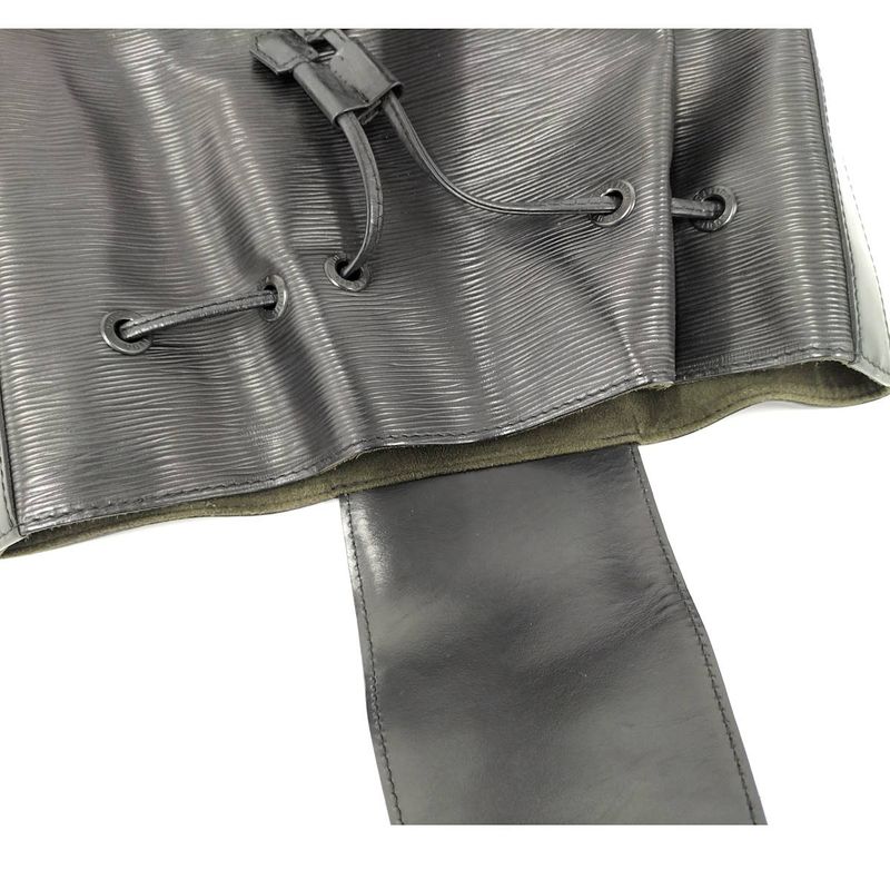 Louis Vuitton Sac a Dos Noir Black Epi M80153