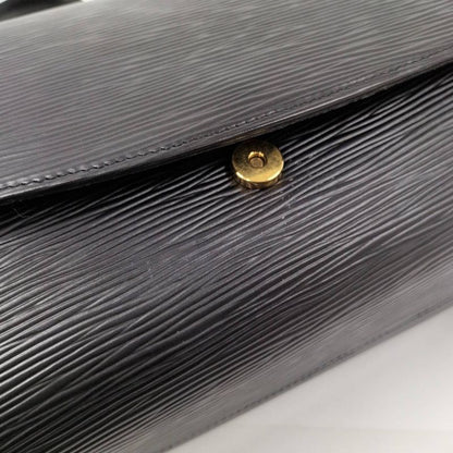 Louis Vuitton Nocturne PM Shoulder Bag Epi M52182