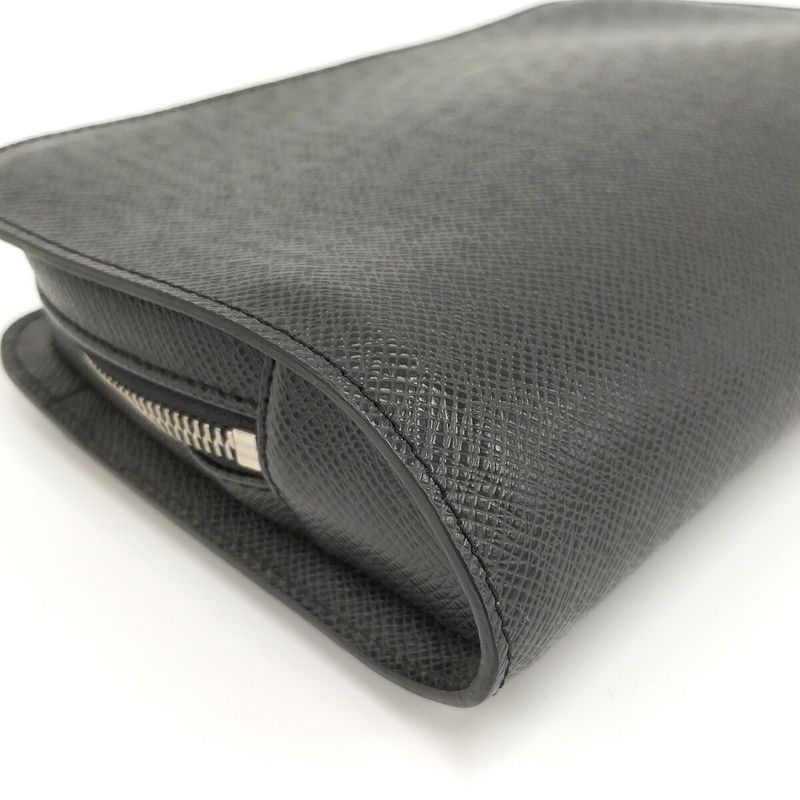 Louis Vuitton Baikal Second Bag Taiga Ardoise M30182