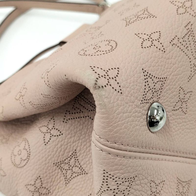 Louis Vuitton Sèvres Tote Monogram Mahina Leather Magnolia Pink M41789