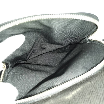 Louis Vuitton Taiga Ave News Ring Bag M30863