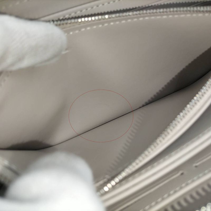 Louis Vuitton Round Zipper Long Wallet Zippy Wallet Monogram Mahina M81642