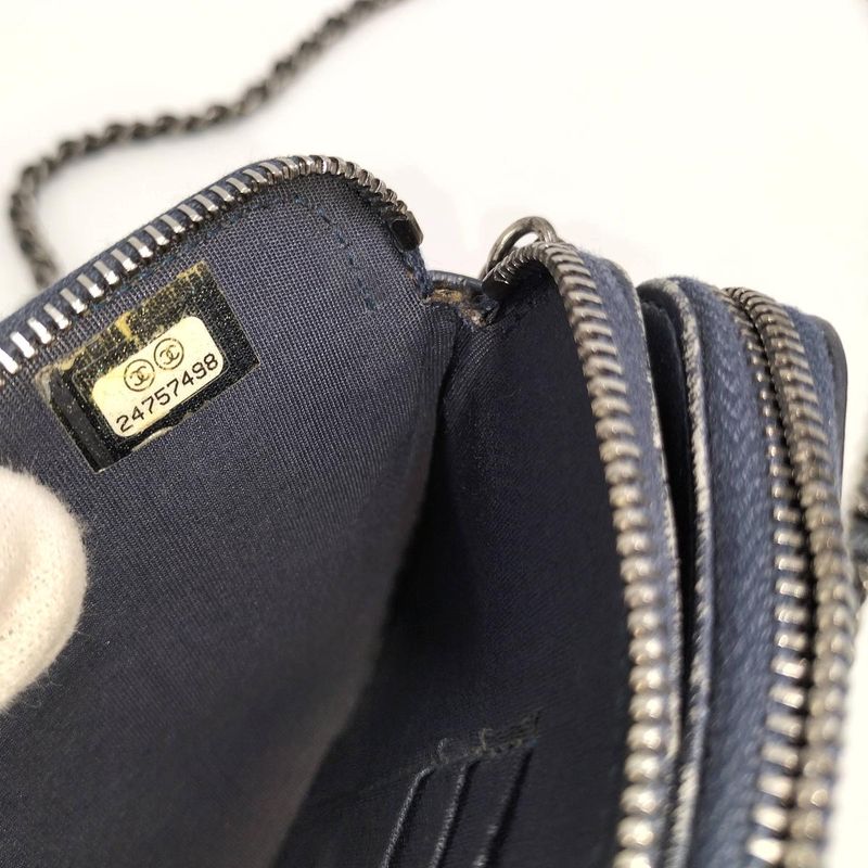 Chanel Boy Chanel Chain Wallet in Navy Caviar Skin A84069