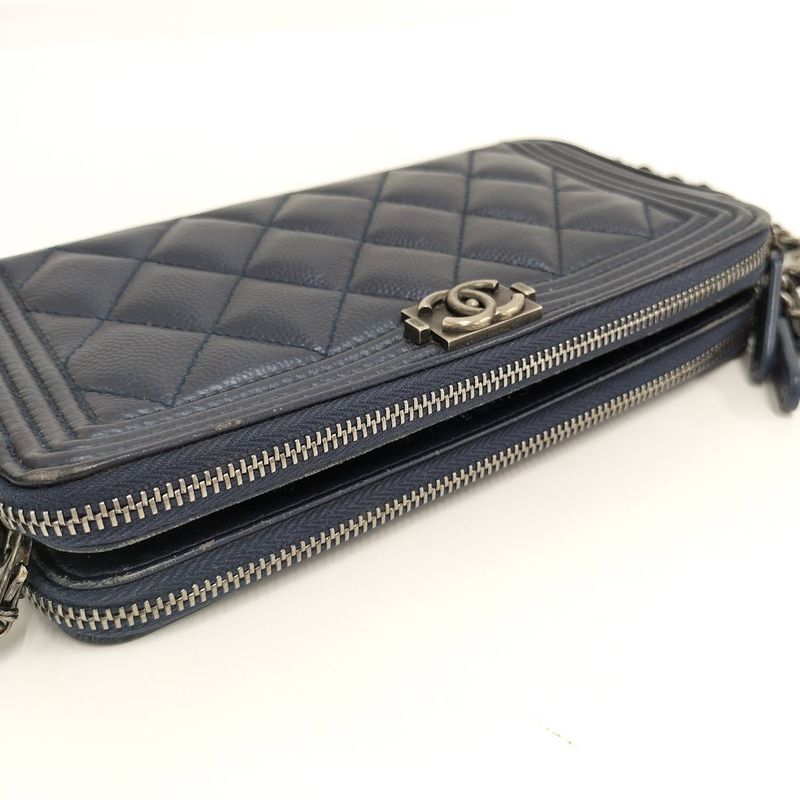 Chanel Boy Chanel Chain Wallet in Navy Caviar Skin A84069
