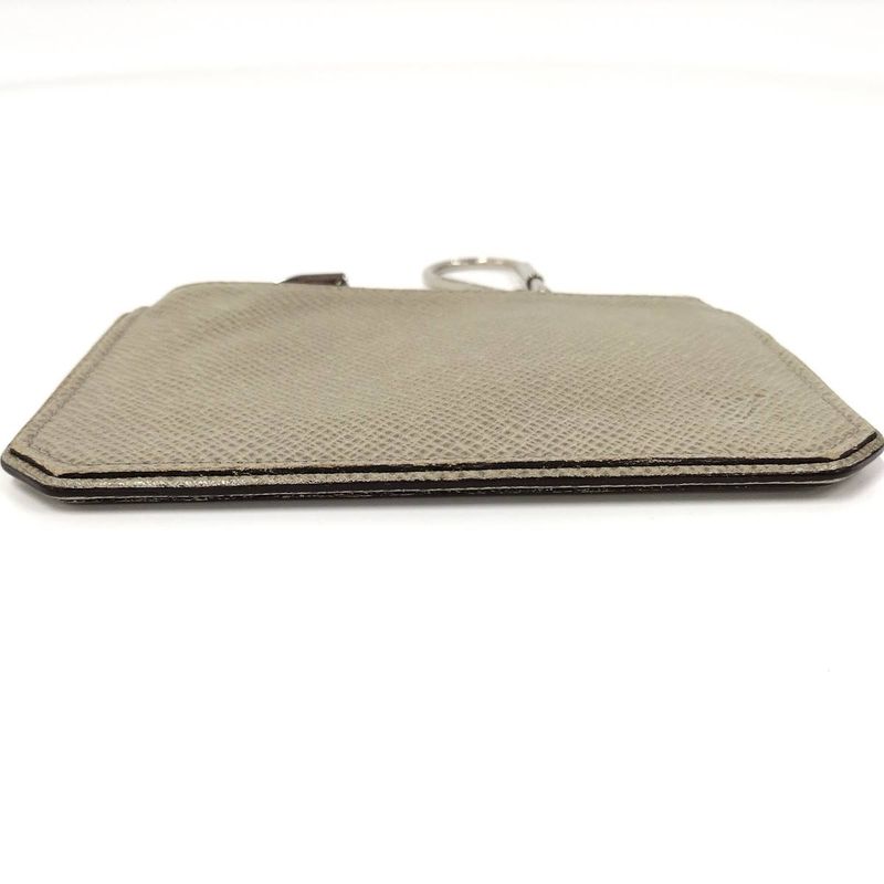 Louis Vuitton Pochette Cles Coin Case Taiga Leather Beige M32604