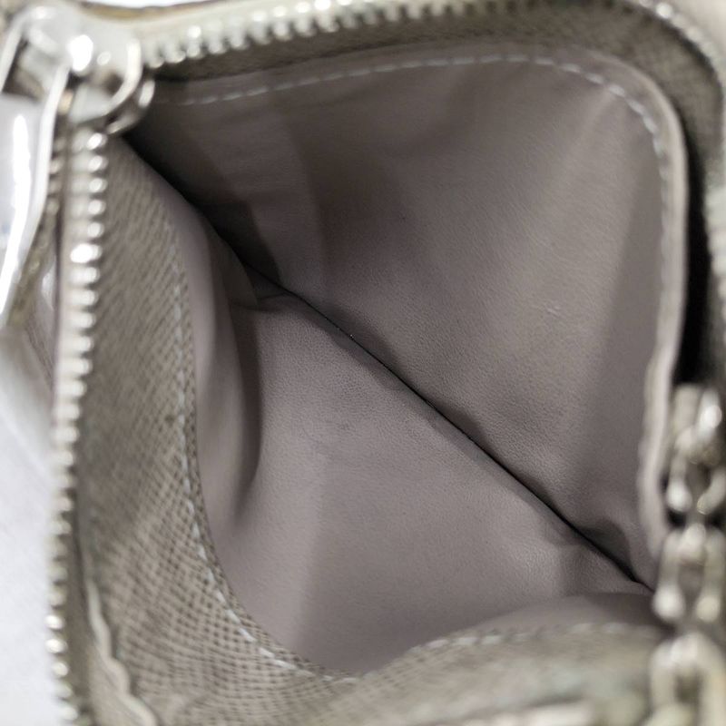 Louis Vuitton Pochette Cles Coin Case Taiga Leather Beige M32604