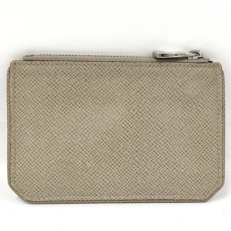 Louis Vuitton Pochette Cles Coin Case Taiga Leather Beige M32604