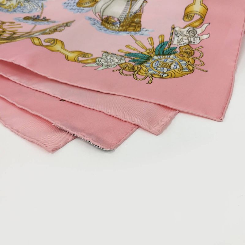 Hermes Carré 90 Large Scarf Voiles de Lumiere Light Sailing Ship 100% Silk Pink
