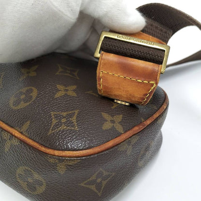 Louis Vuitton Pochette Gange Body Bag Monogram M51870