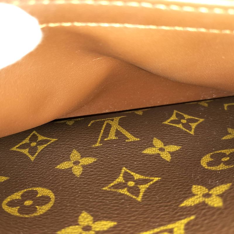 Louis Vuitton Blois Shoulder Bag Monogram M51221