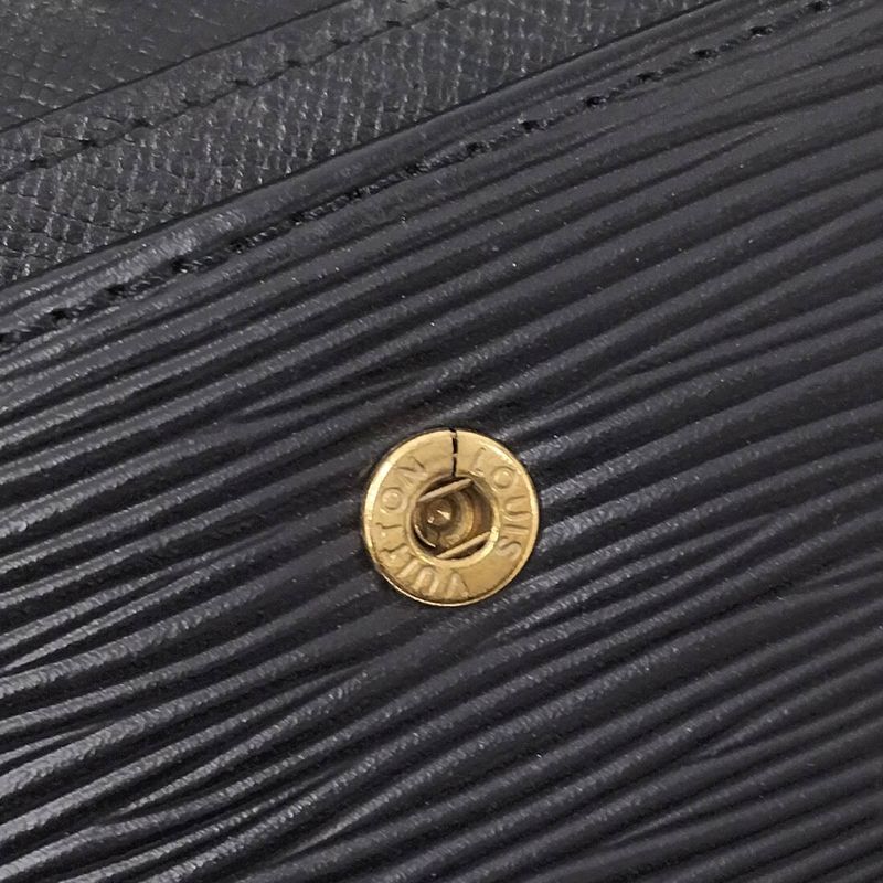 Louis Vuitton Multicles 6 6-Rib Key Case Epi Noir Black M63812