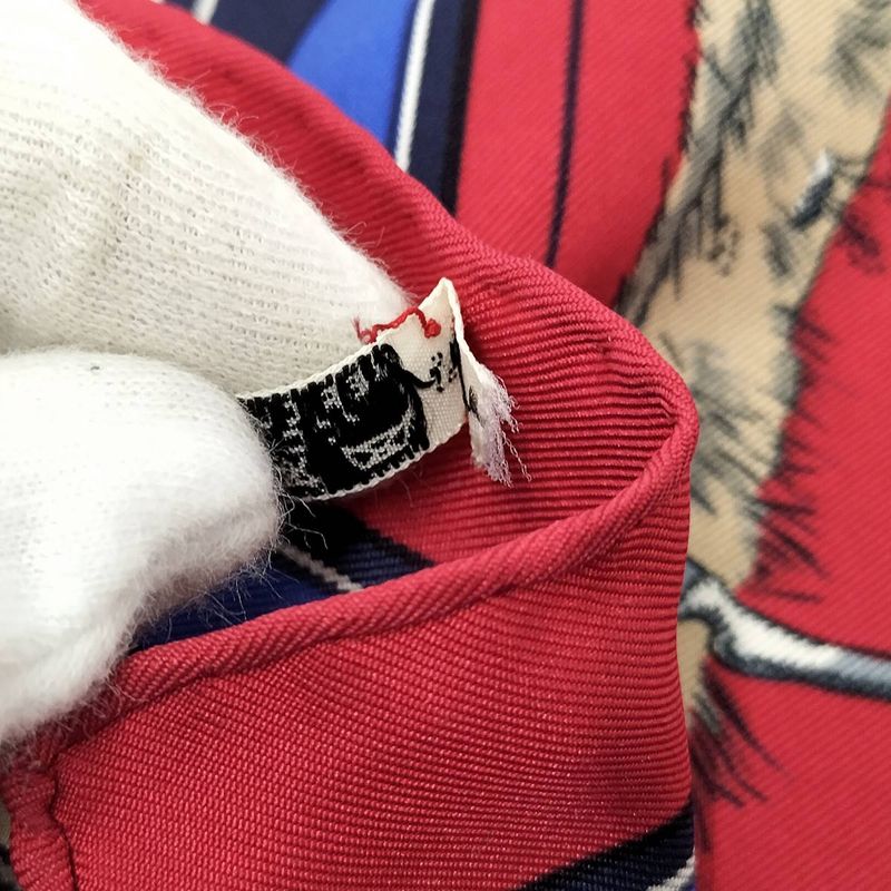 Hermes Carré 90 Scarf Couvertures Et Tenues de Jour Horsewear Silk Reddish