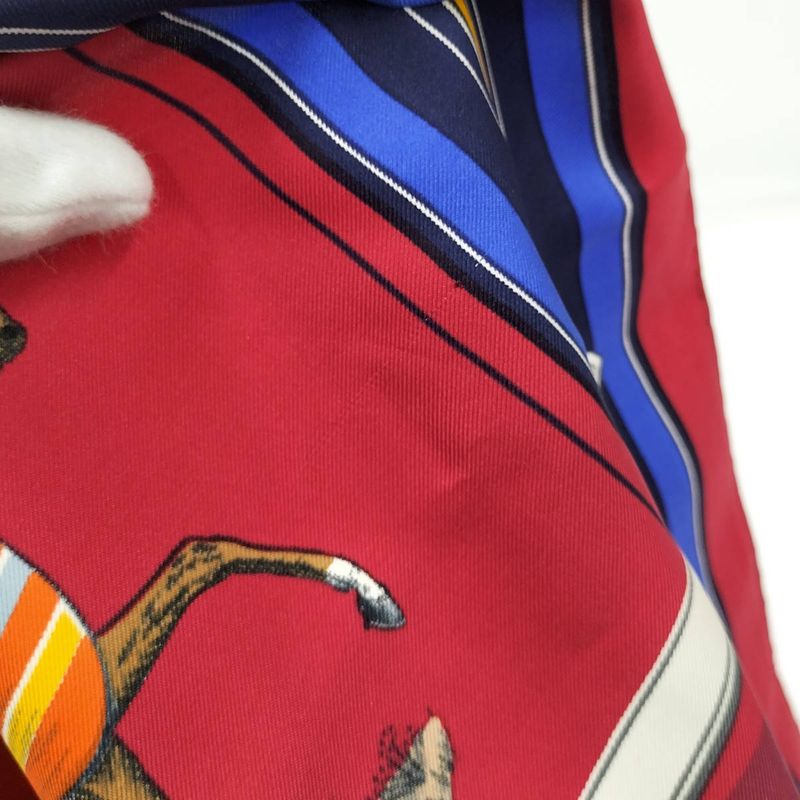 Hermes Carré 90 Scarf Couvertures Et Tenues de Jour Horsewear Silk Reddish