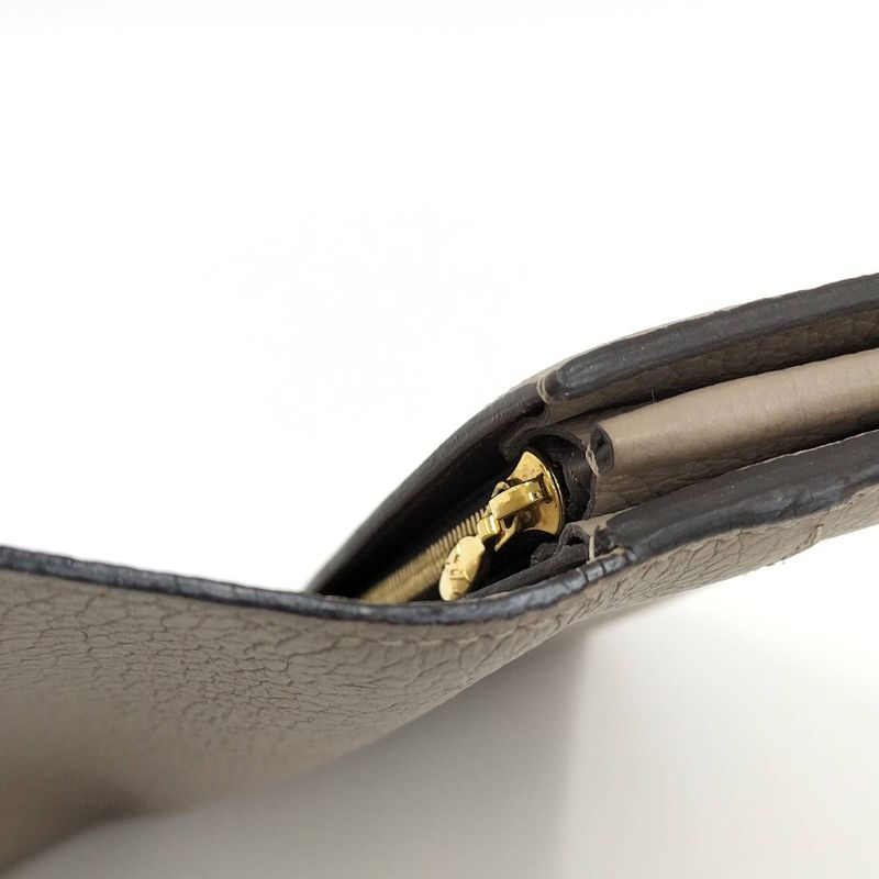 Louis Vuitton Portefeuille Capucines Long Fold Wallet Gallet Taurillon Leather