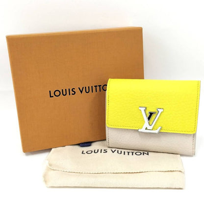 Louis Vuitton Portefeuille Capucines XS Trifold Wallet M80325