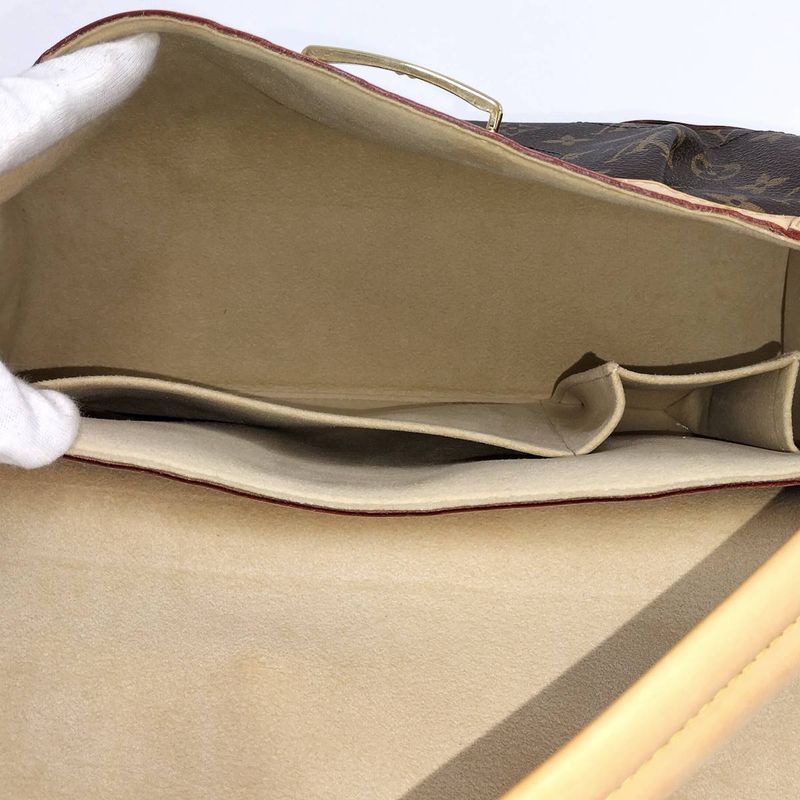 Louis Vuitton Beverly MM Shoulder Bag Monogram M40121