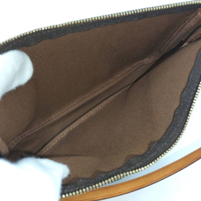 Louis Vuitton Pochette Accessoire Pouch Monogram M51980