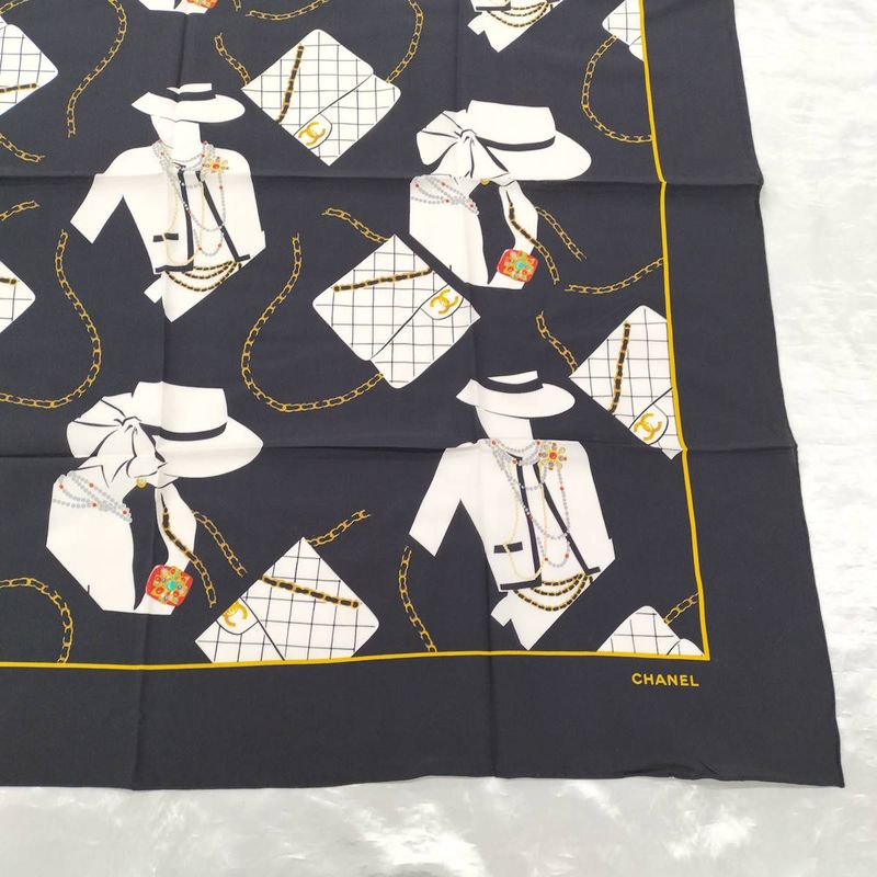 Chanel Scarf Mademoiselle Matelasse Black