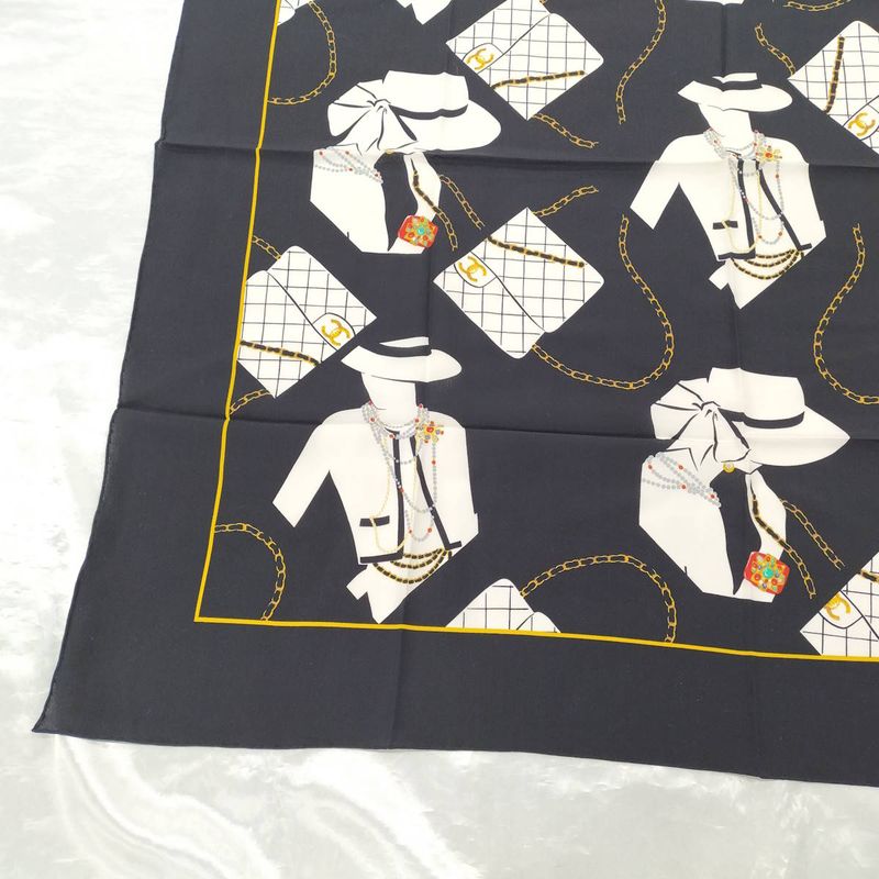 Chanel Scarf Mademoiselle Matelasse Black