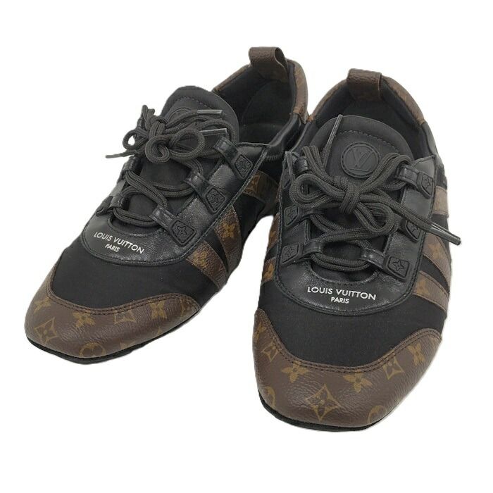 Louis Vuitton Three Canina Sneakers Monogram 1ahndg