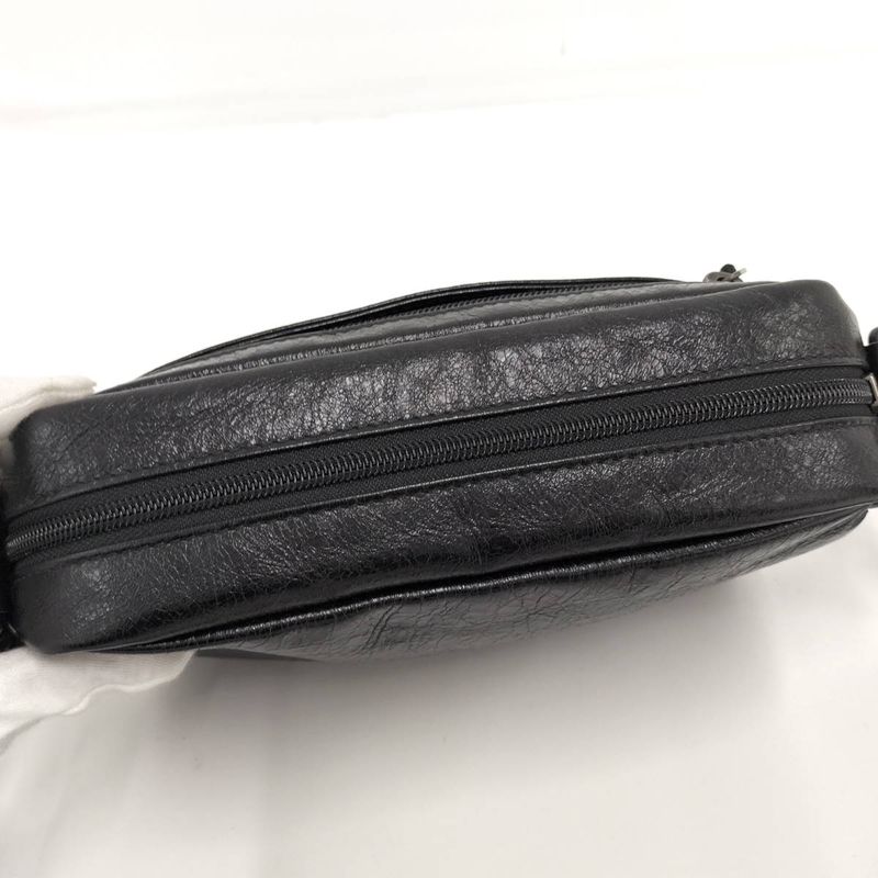 Balenciaga Shoulder Bag Explorer Leather Black 646138