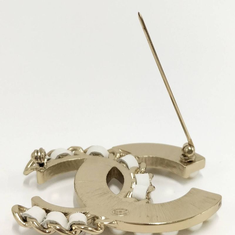 Chanel Brooch Leather Plated Pearl Rhinestone Gold B19c