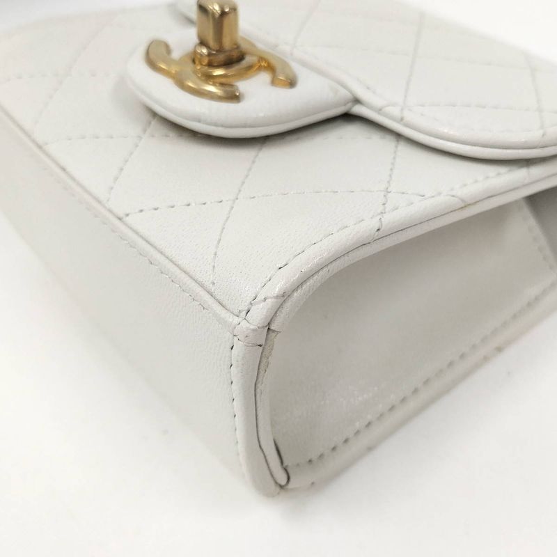 Chanel Pearl Chain Clutch Shoulder Bag Matelasse Leather White