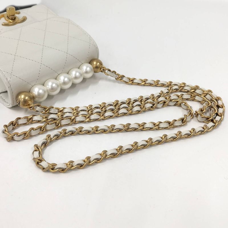 Chanel Pearl Chain Clutch Shoulder Bag Matelasse Leather White
