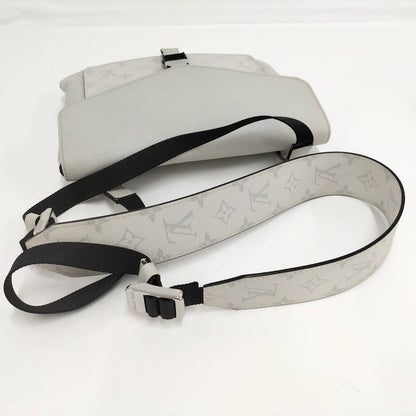 Louis Vuitton Flap Messenger Shoulder Bag Taiga Llama M30411