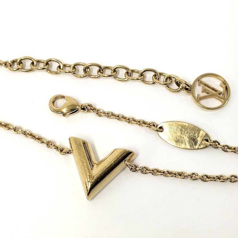 Louis Vuitton Bracelet Escential V Bracelet Metal GP Gold M61084