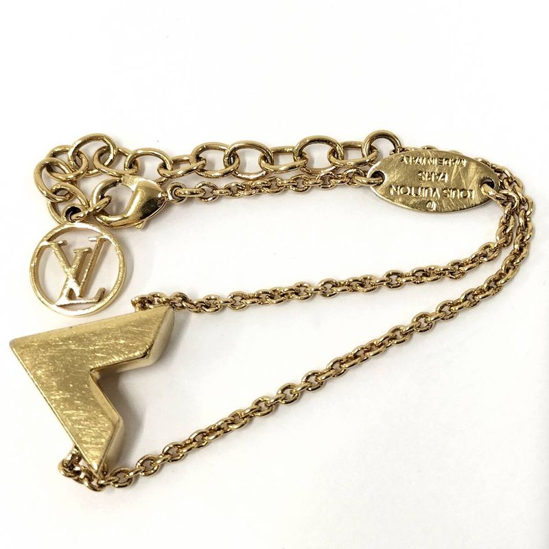 Louis Vuitton Bracelet Escential V Bracelet Metal GP Gold M61084
