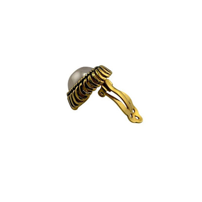 Chanel 2179 Earring Gold Ladies