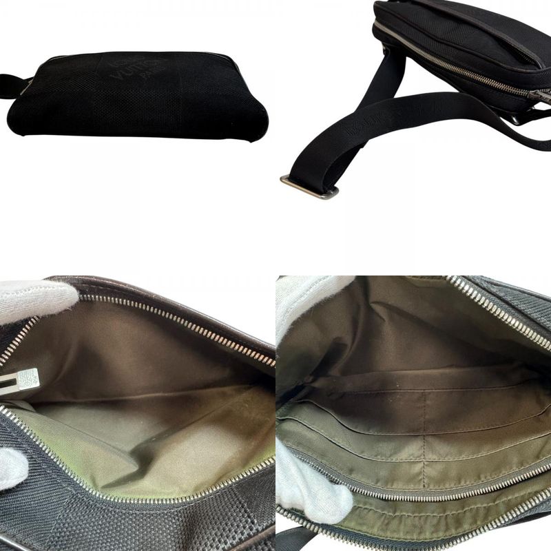 Louis Vuitton M93620 Acrobat Shoulder Bag Black Men's