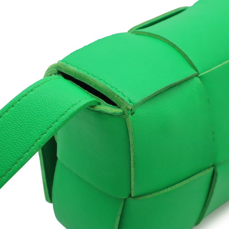 Bottega Veneta Maxi Intrecciato Candy Cassette Shoulder Bag Pochette Mini Bag