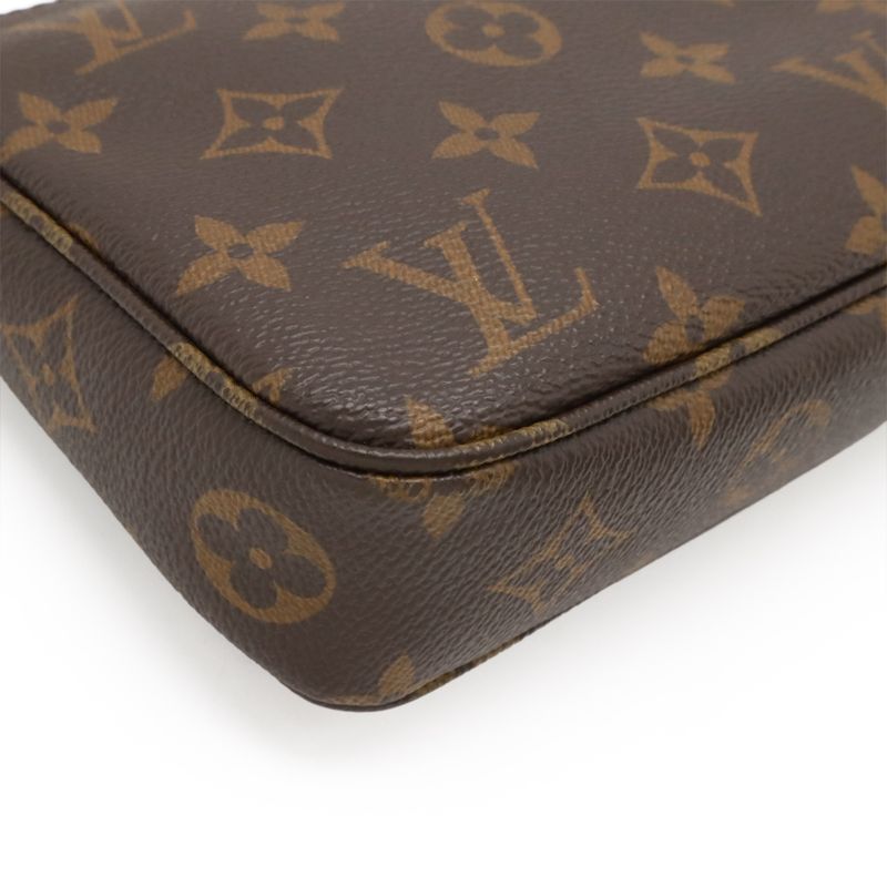 Louis Vuitton Monogram Pochette Accessoire Accessory Pouch Party Bag Chain Bag