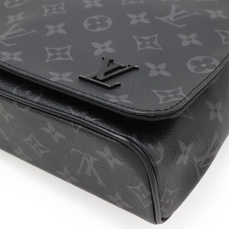 Louis Vuitton Monogram Eclipse District PM Nm Messenger Bag Shoulder Bag