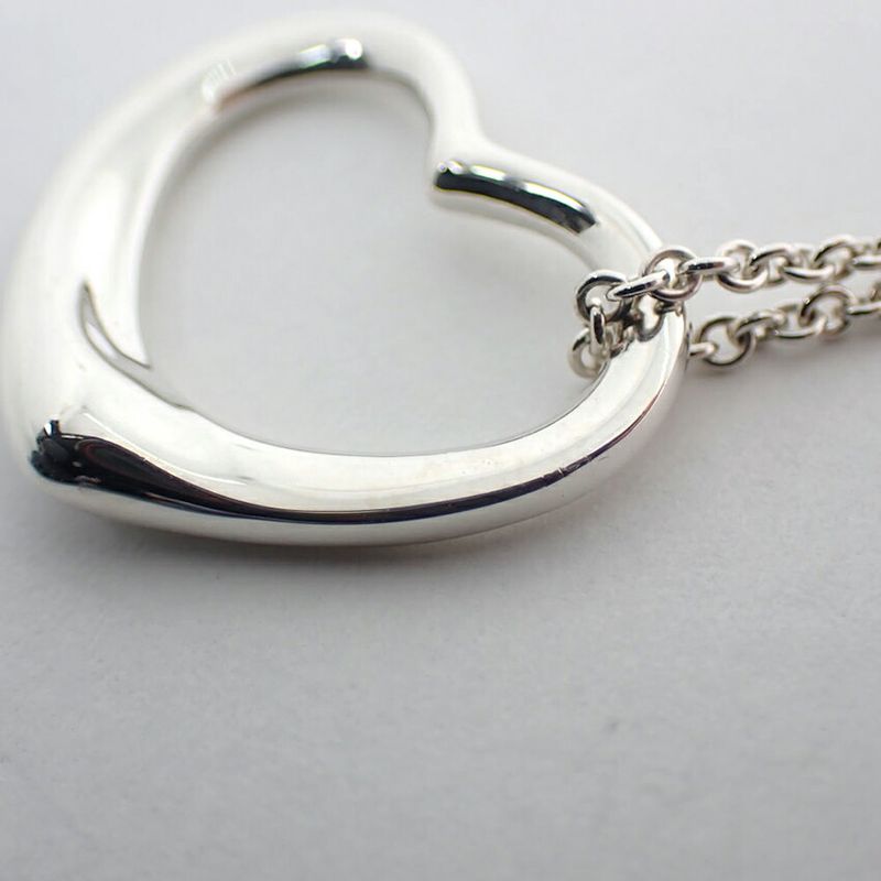 Tiffany & Co 925 Open Heart Pendant Necklace J97-4