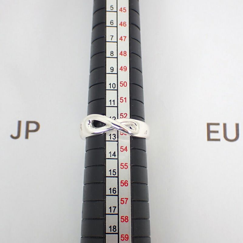 Tiffany & Co 925 Infinity Ring #12.5 J97-8