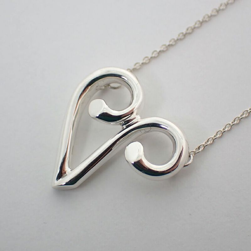 Tiffany & Co 925 Constellation Aries Pendant J97-1