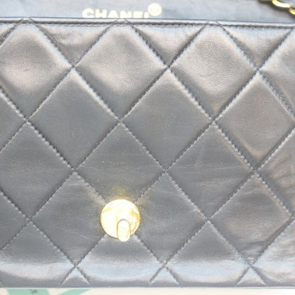 Chanel No 2 A01164 D Navy Lamb Diana 22 Chain Shoulder