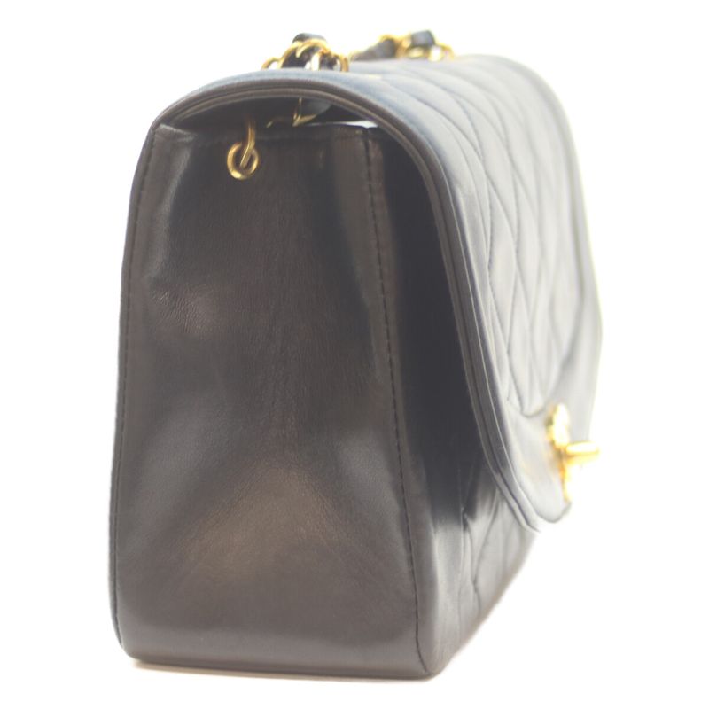 Chanel No 2 A01164 D Navy Lamb Diana 22 Chain Shoulder