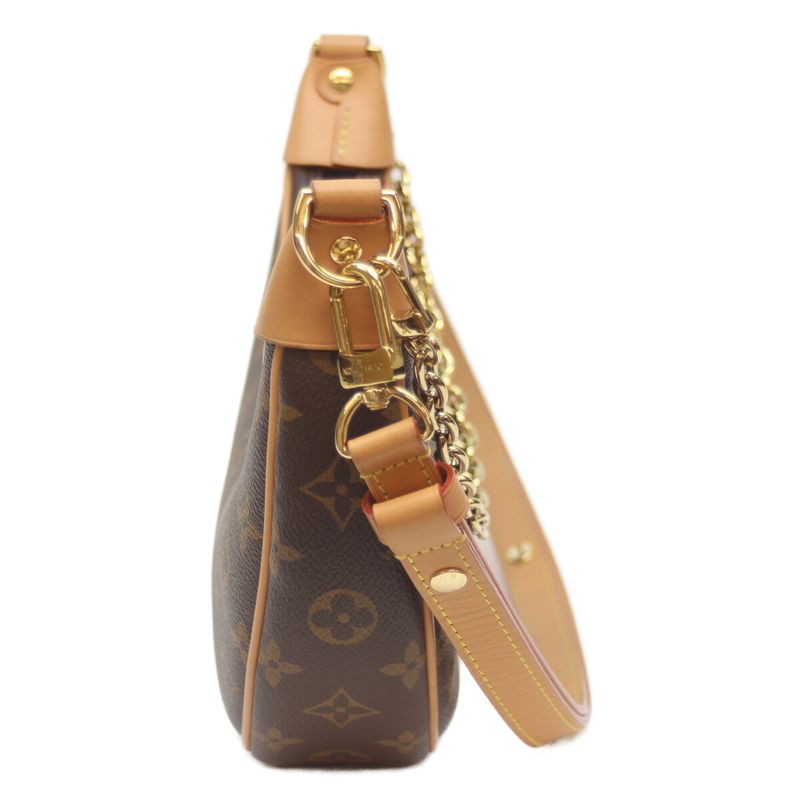 Louis Vuitton M81098 Monogram Loop