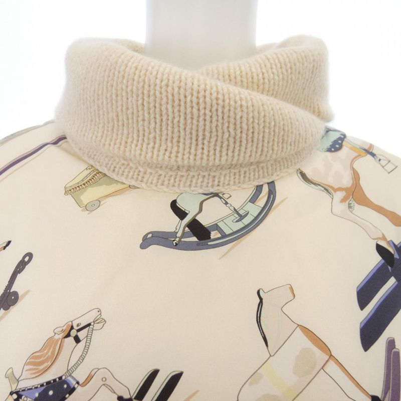 Vintage Hermes Raconte MOI LE Cheva Twill Raine Knitwear