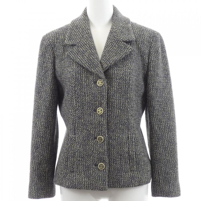 Vintage Chanel P18599v10570 01A Jacket