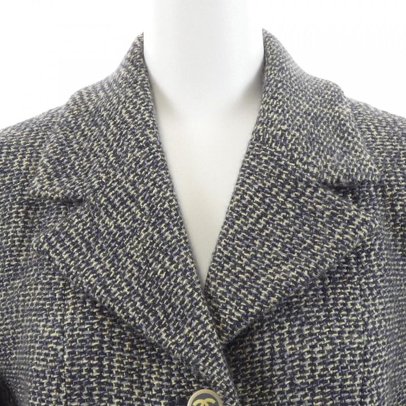 Vintage Chanel P18599v10570 01A Jacket